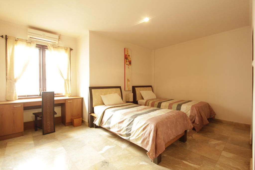 Alit Beach Resort&Villas Sanur Zimmer foto