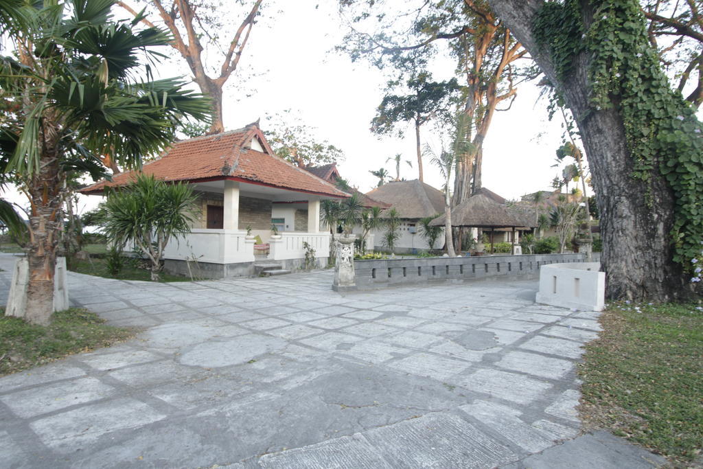 Alit Beach Resort&Villas Sanur Exterior foto