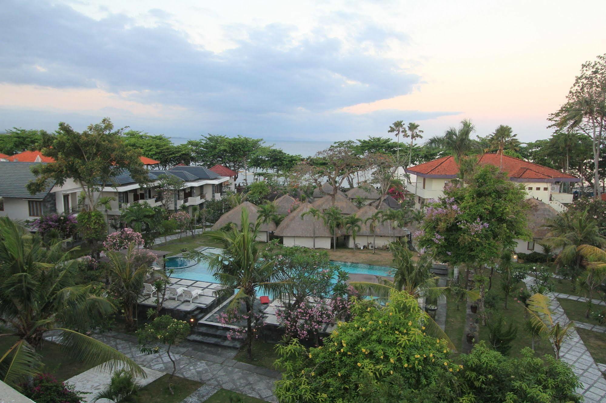 Alit Beach Resort&Villas Sanur Exterior foto