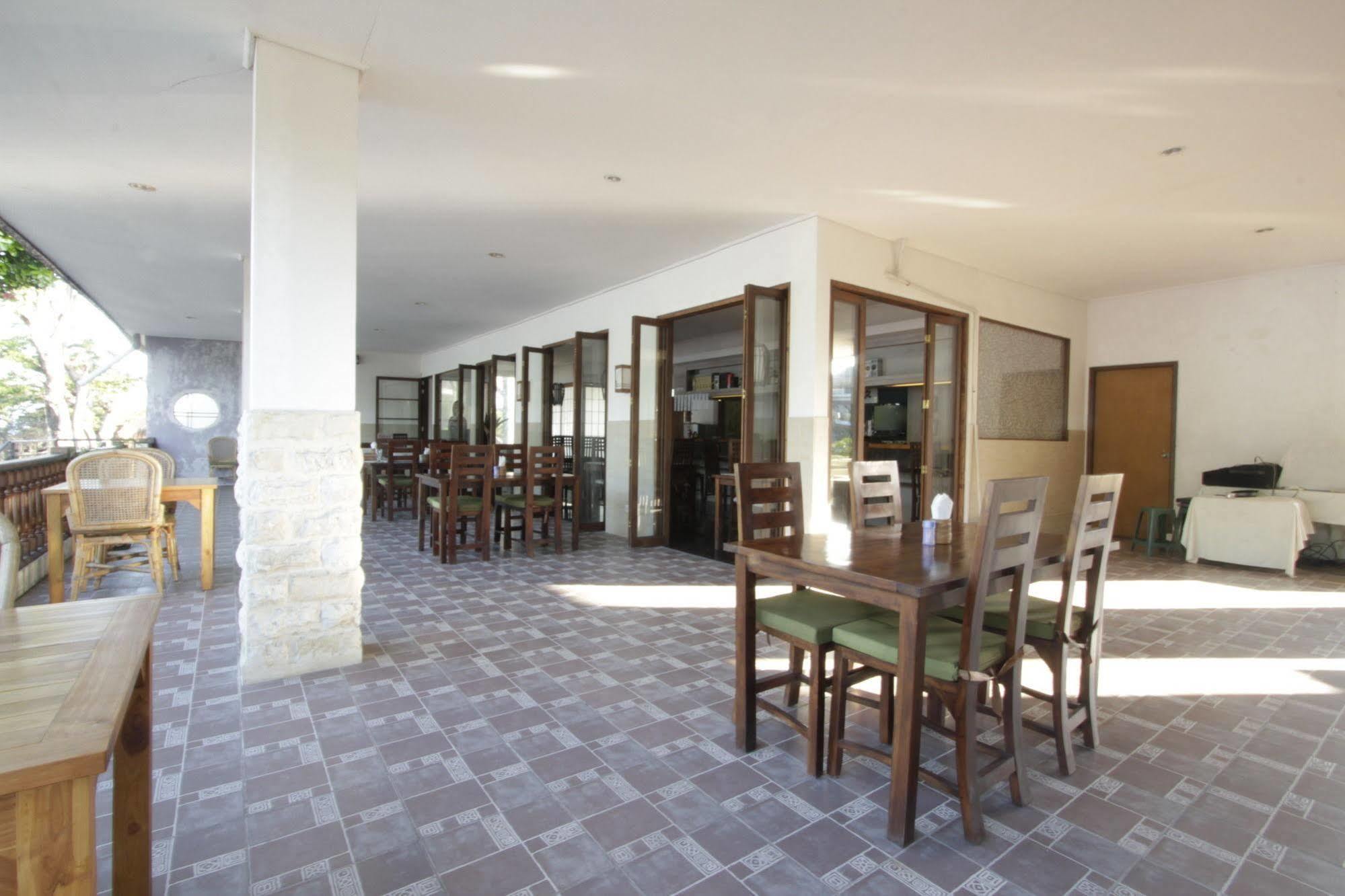 Alit Beach Resort&Villas Sanur Exterior foto