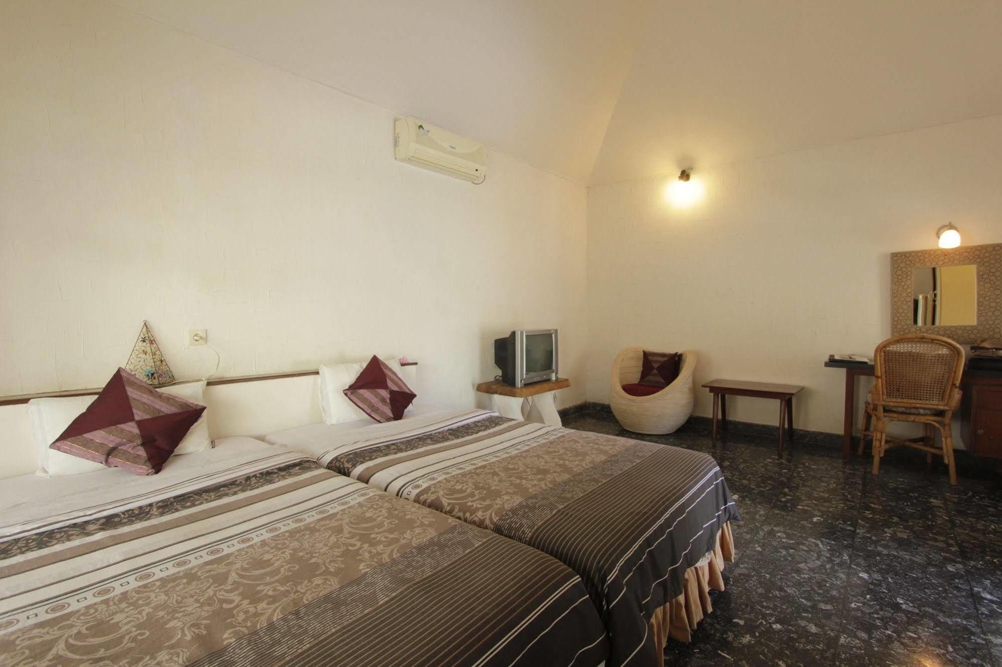 Alit Beach Resort&Villas Sanur Exterior foto
